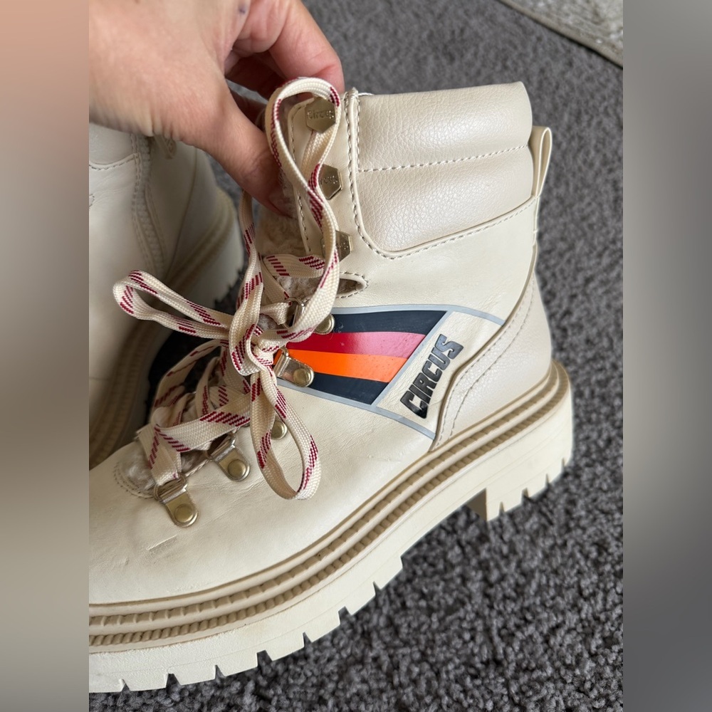 NWOB circus by Sam Edelman White Boots with Multicolor Stripes - Picture 3 of 7